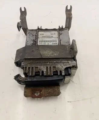 Volvo S40, V40 Engine control unit/module 7700110648 P30613695 0281001906