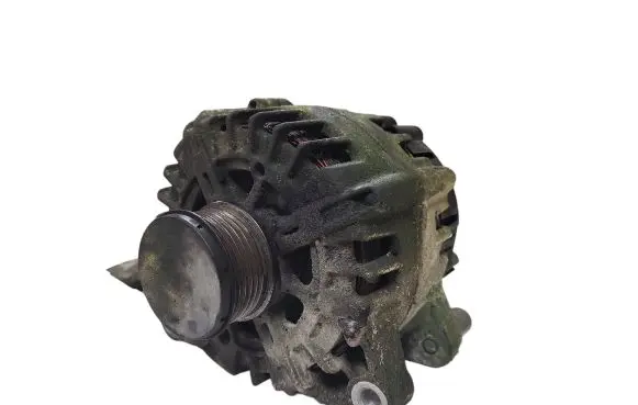 Citroen C5 Generator/alternator 9661544880 2543457A FG18S017