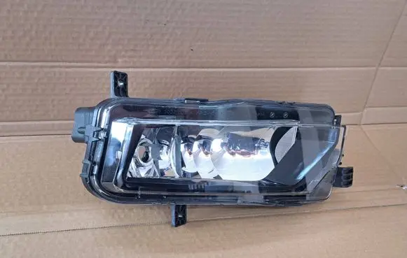 Volkswagen Crafter Front fog light 