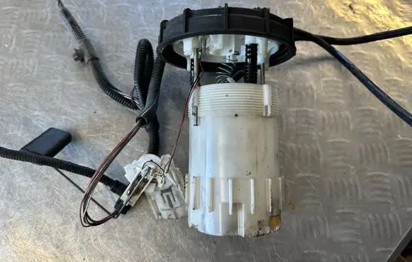 Renault Trafic II (X83) Fuel injection high pressure pump