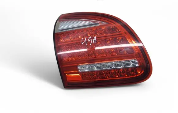Porsche Cayenne (92A) Tailgate rear/tail lights 7P5945093L