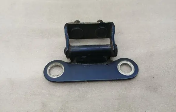 Toyota Corolla Verso AR10 Tailgate/trunk/boot hinge 6881002020
