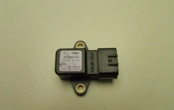 Nissan X-Trail T30 Airbag deployment crash/impact sensor 479308H300 X726