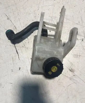 Opel Zafira C Brake fluid reservoir 13308775