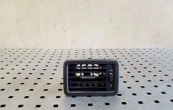Dashboard side air vent grill/cover trim