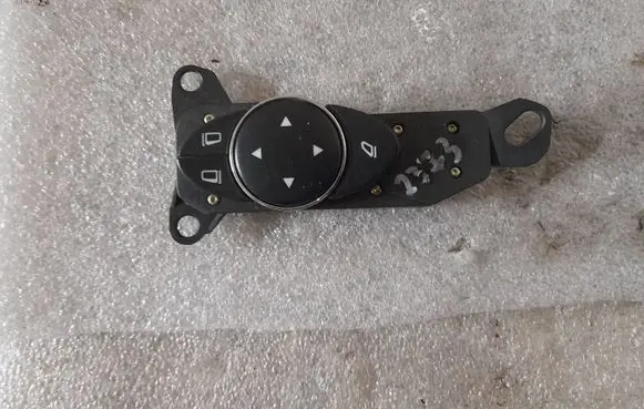 Mercedes-Benz E W211 Wing mirror switch a2118216079 2118216079