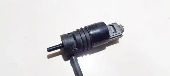 BMW 3 E90 E91 Windscreen/windshield washer pump 6712730258901 3437380