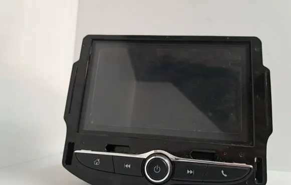Opel Corsa E Radio/GPS head unit trim 555343750
