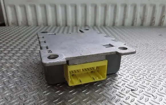 Nissan Terrano Airbag control unit/module 285567F001
