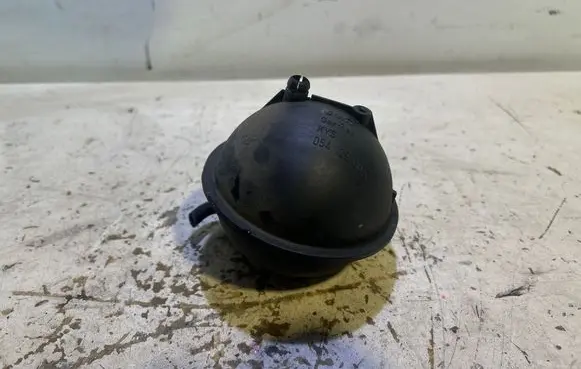 Audi A5 8T 8F Vacuum air tank 054129808
