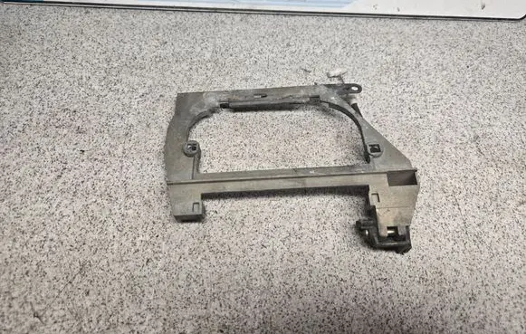 BMW 7 E38 Rear door exterior handle/bracket 51228245346