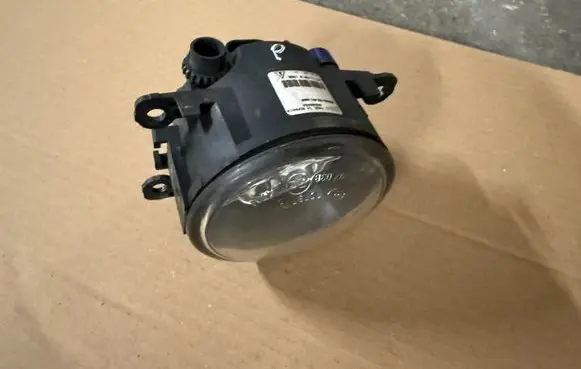 Suzuki SX4 S-Cross Front fog light 8920654