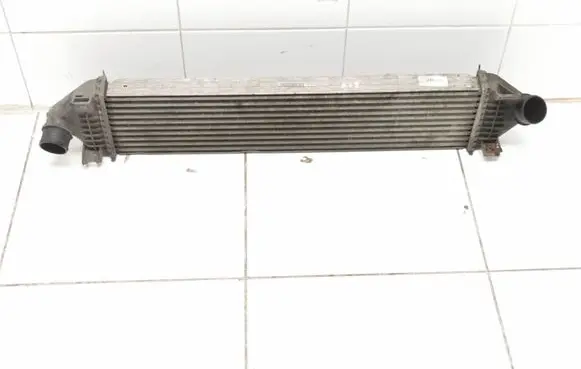 Ford Focus Intercooler radiator U0154002 020912101817