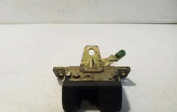 Opel Astra G Tailgate/trunk/boot lock/catch/latch 09130569