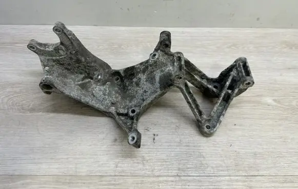 Porsche Cayenne (92A) A/C compressor mount bracket 03H260087E 95814715100