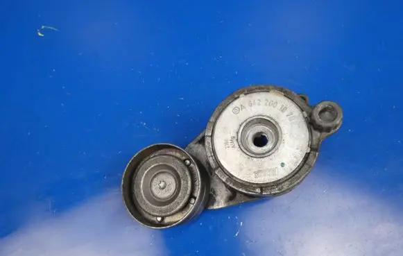 Mercedes-Benz S W222 Alternator belt tensioner A6422001970