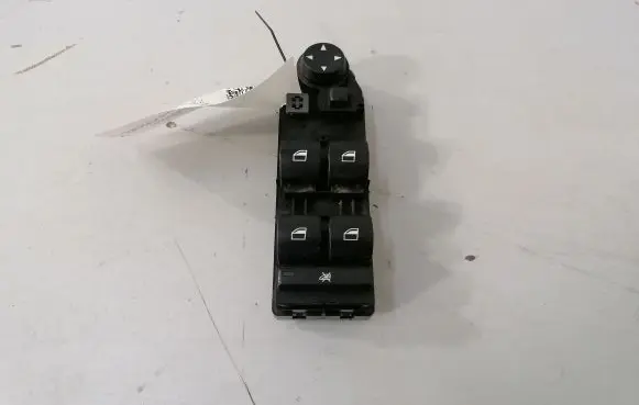 BMW 5 E60 E61 Electric window control switch 6951904