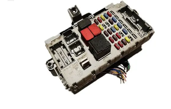 Fiat Punto (188) Fuse module 51744898