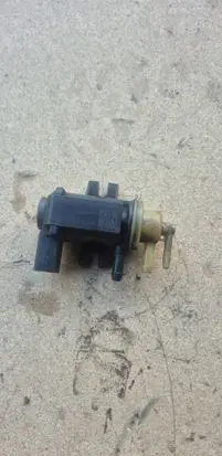 Audi A4 S4 B8 8K Turbo solenoid valve 4011464A