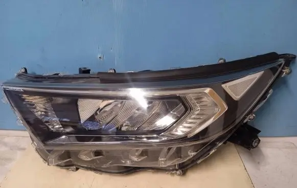 Toyota RAV 4 (XA50) Headlight/headlamp