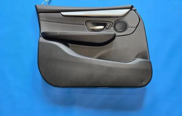 BMW 2 F45 Front door card panel trim