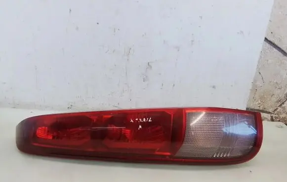 Nissan X-Trail T30 Rear/tail lights