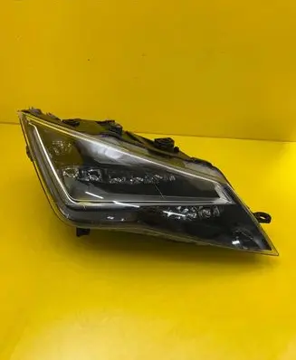 Seat Leon (5F) Headlight/headlamp 5F1941008D