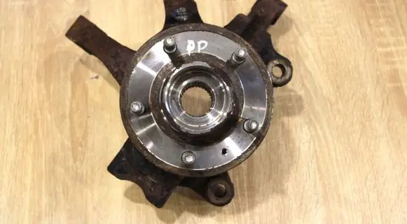 Opel Antara Front wheel hub spindle knuckle