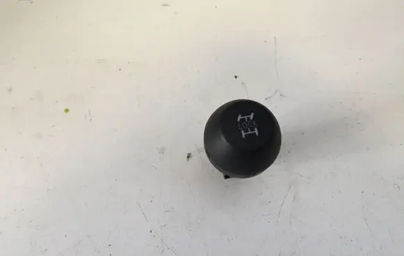 Traction control (ASR) switch