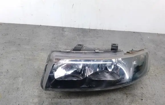 Seat Toledo II (1M) Headlight/headlamp 