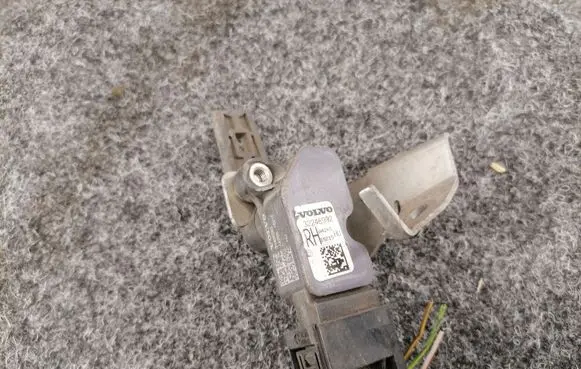 Volvo XC90 Headlight/headlamp level sensor 32246992 31406563