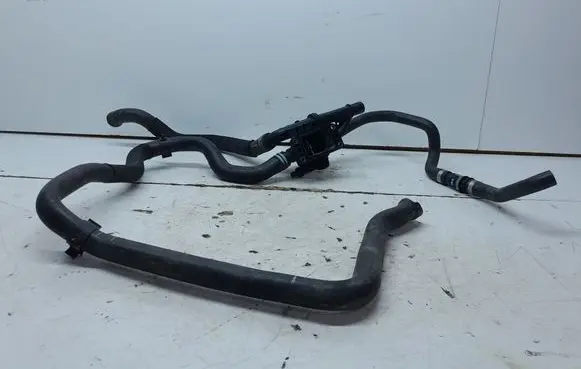 Volvo V40 Thermostat 31319142 31319311 31319309