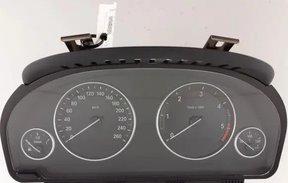 BMW 5 F10 F11 Speedometer (instrument cluster) 9255589