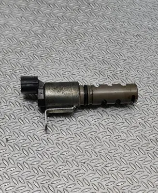 Toyota Prius (XW50) Camshaft speed sensor 337010