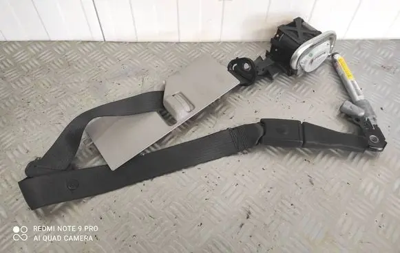 Opel Insignia A Front seatbelt PASPRAWY TWOJEAUTO882182990