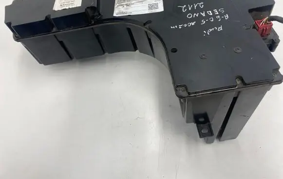 Audi A6 S6 C5 4B Subwoofer speaker 4B5035382