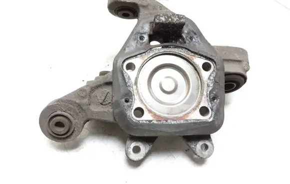 Volvo XC70 Rear wheel hub 9200624