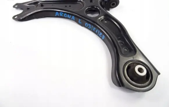 Seat Arona Front lower control arm/wishbone 2Q0407151B