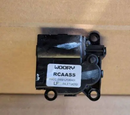 KIA Sportage Air flap motor/actuator D332LFDBA01
