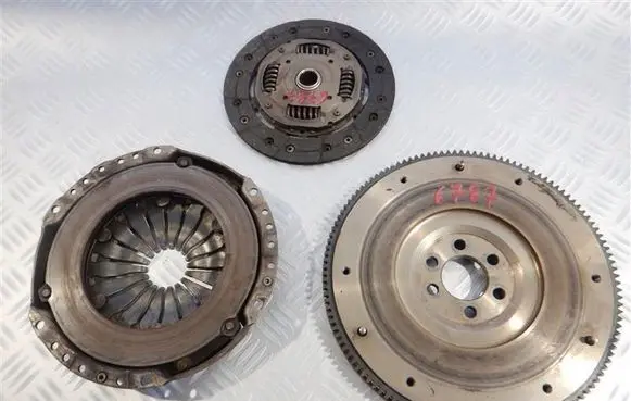 Seat Ibiza V (KJ) Clutch set kit R030105271D