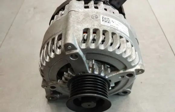 BMW X1 F48 F49 Generator/alternator 7640131 14V150A