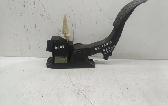 Skoda Octavia Mk1 (1U) Accelerator throttle pedal 1J1721503K 0281002342 089100113YB3