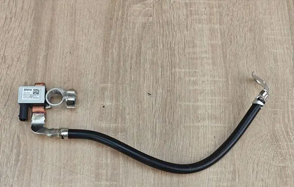 BMW 8 G16 Negative earth cable (battery) 9855909