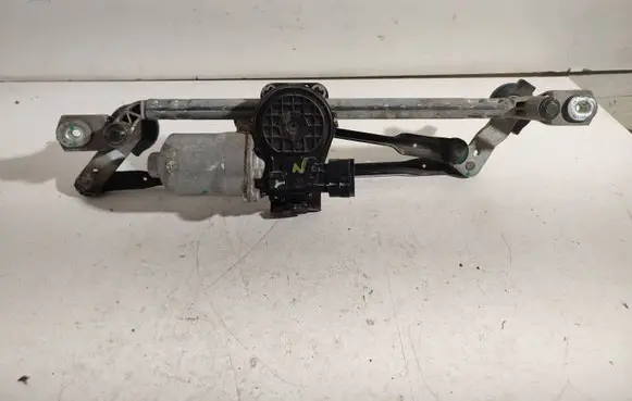 Front wiper linkage