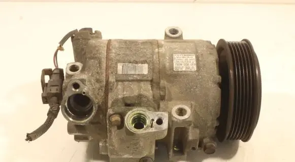 Volkswagen Fox Air conditioning (A/C) compressor (pump) 6Q0820803J