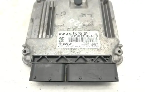 Volkswagen Golf VII Engine control unit/module 04E907309F 0261S09836