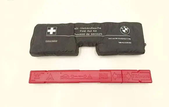 BMW 5 F10 F11 First aid kit 8270015 6770487