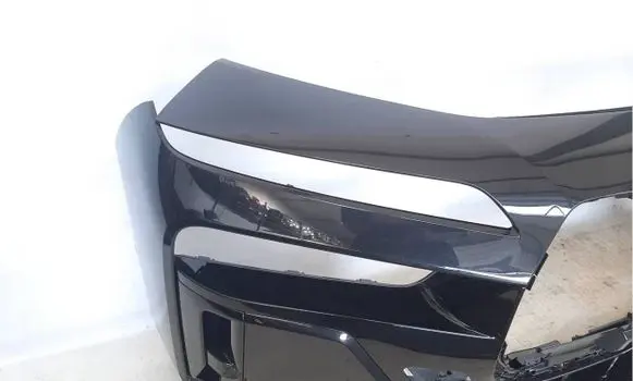 BMW 7 G70 Front bumper