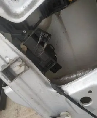 Skoda Octavia Mk1 (1U) Front door lock