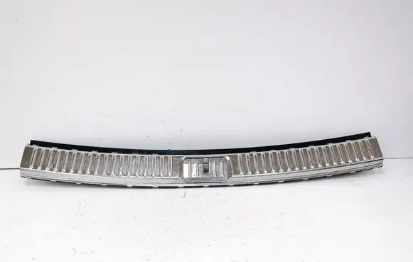 Volkswagen Touareg II Trunk/boot sill cover protection 7P0863459E